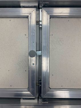 Люк под плитку Техно 2 створки 2000*900 Люк под плитку Техно 2 створки 2000*900