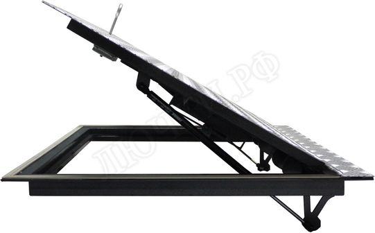 Уличный люк Дворник Уголок, алюминиевый рифленый лист 1000*2000 Уличный люк Дворник Уголок, алюминиевый рифленый лист 1000*2000