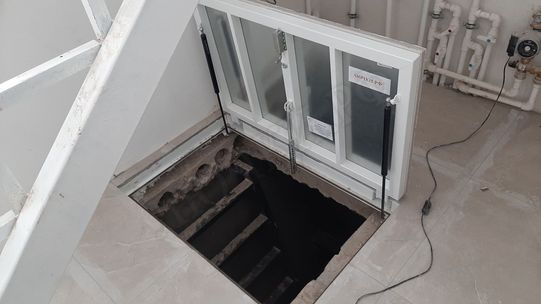 Напольный люк Самоподъемный Невидимка уголок 500*300 Напольный люк Самоподъемный Невидимка уголок 500*300