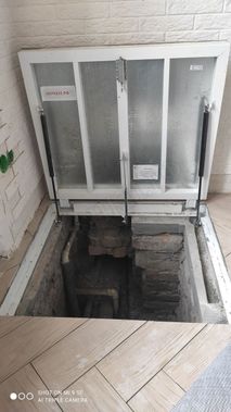 Напольный люк Самоподъемный Невидимка уголок 500*300 Напольный люк Самоподъемный Невидимка уголок 500*300